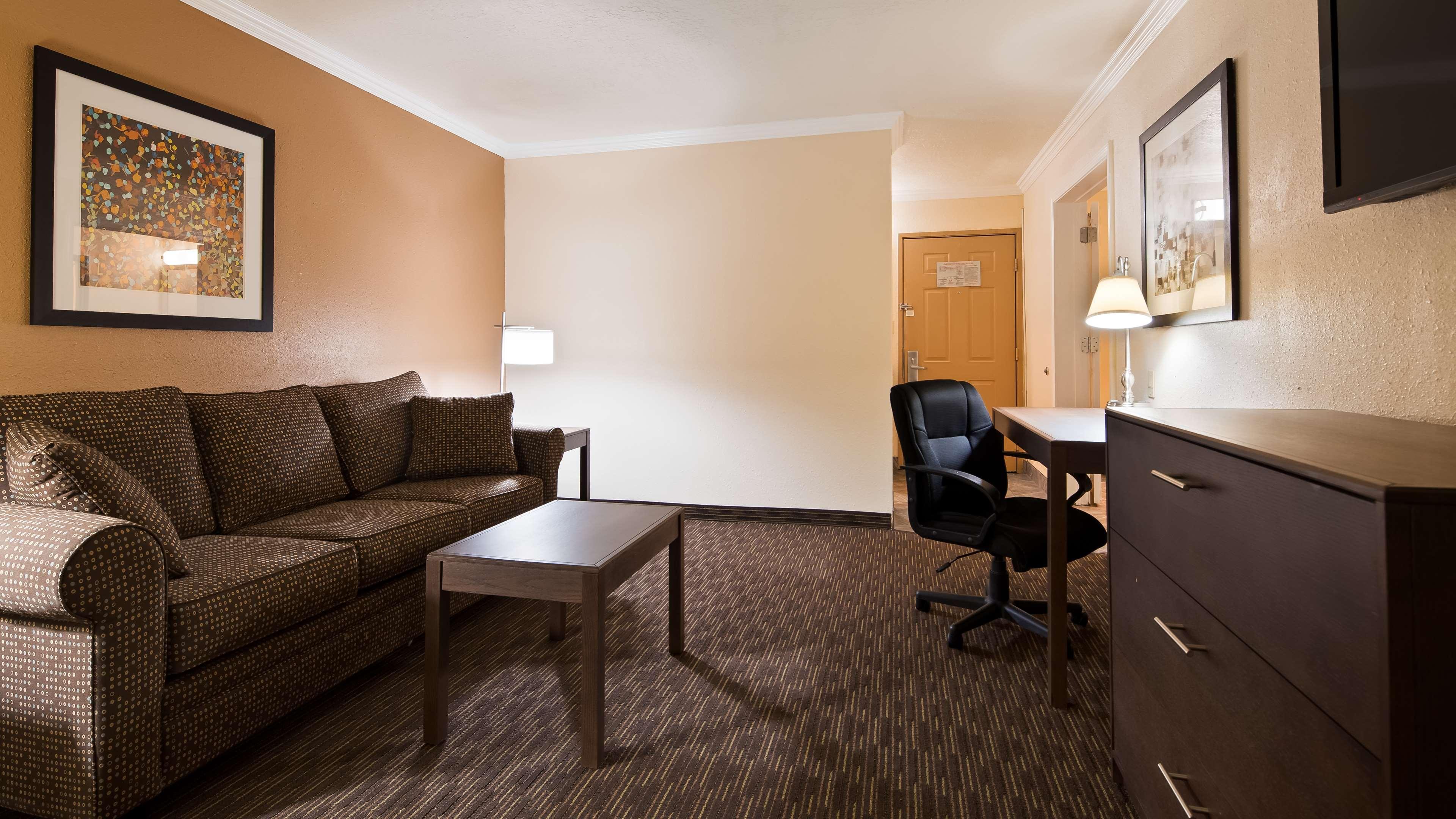 Best Western Airport Albuquerque Innsuites Hotel & Suites Εξωτερικό φωτογραφία